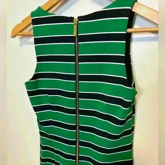 Micheal Kors Dress with Pockets  ! | Size XS | Gold Accents - Picture 6 of 7